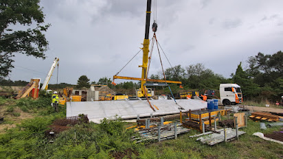 Le chantier de reconstruction de l'écluse du Pas du Bouc avance! Le chantier de reconstruction de l'écluse du Pas du Bouc avance!