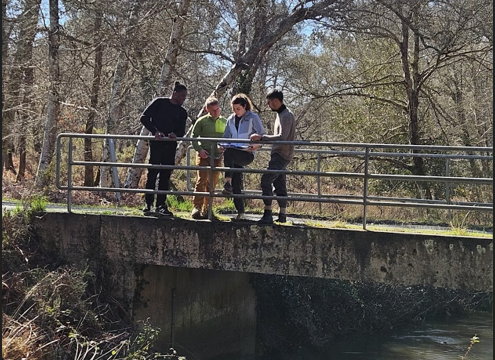 Visite d'un chercheur am&eacute;ricain sp&eacute;cialiste du sujet "Eau et for&ecirc;t" 